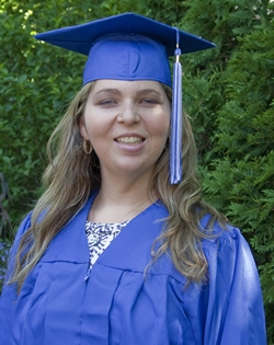 Graduation photo of Kay Leigh Holt.