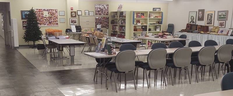 Volunteer area of library